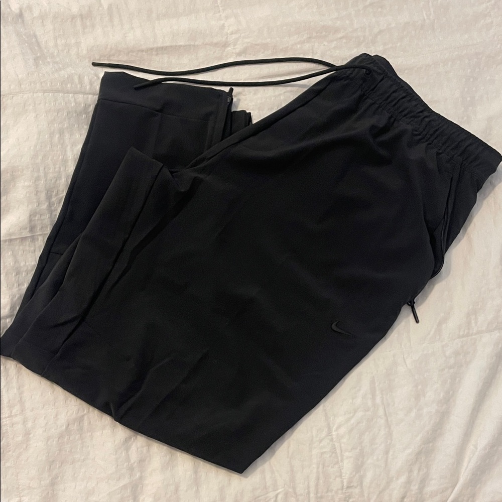 Nike Men's Black Joggers